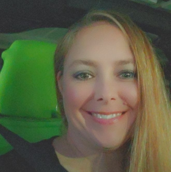 christina_t1977